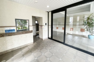 �G���g�����X -