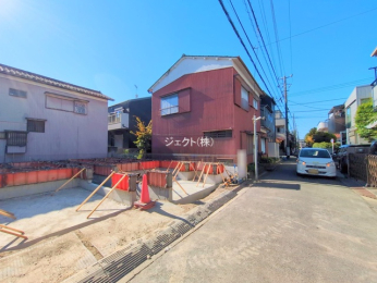 �O�ʓ��H�܂ތ��n�ʐ^ -