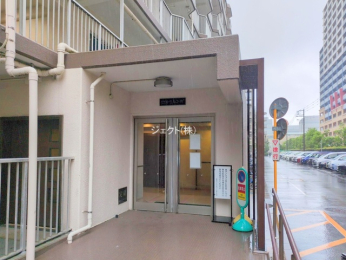 �G���g�����X -