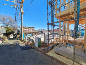 �O�ʓ��H�܂ތ��n�ʐ^ -