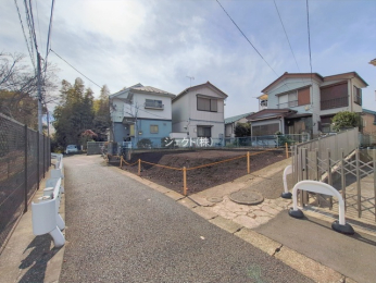 �O�ʓ��H�܂ތ��n�ʐ^ -