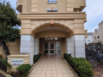 �G���g�����X -