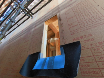 �O�ʓ��H�܂ތ��n�ʐ^ -