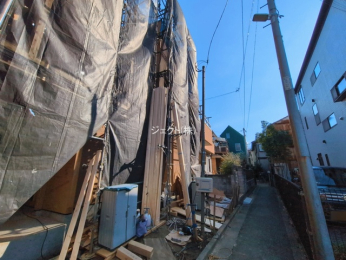 �O�ʓ��H�܂ތ��n�ʐ^ -