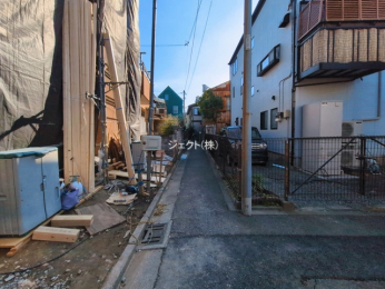 �O�ʓ��H�܂ތ��n�ʐ^ -