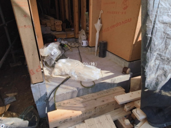 �O�ʓ��H�܂ތ��n�ʐ^ -