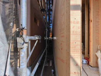 �O�ʓ��H�܂ތ��n�ʐ^ -