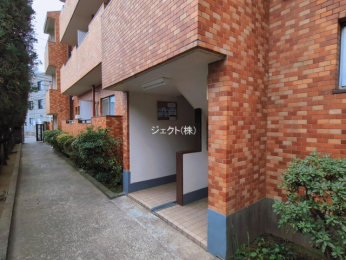 �G���g�����X -