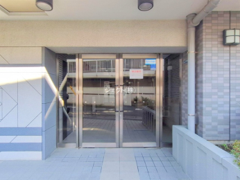 �G���g�����X -