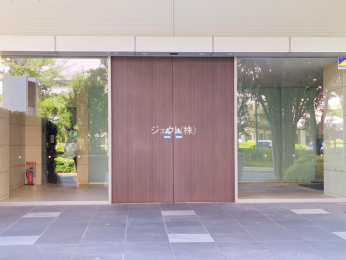 �G���g�����X -