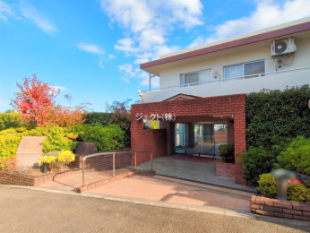 �G���g�����X -