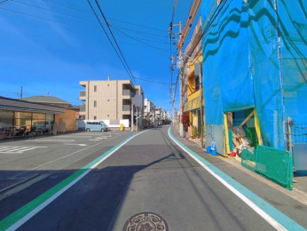 �O�ʓ��H�܂ތ��n�ʐ^ -