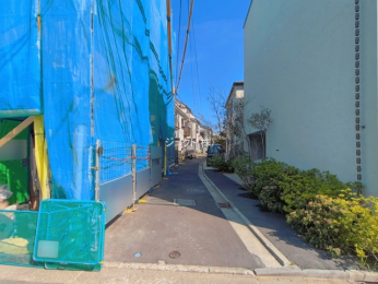 �O�ʓ��H�܂ތ��n�ʐ^ -