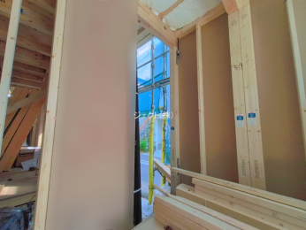 �O�ʓ��H�܂ތ��n�ʐ^ -