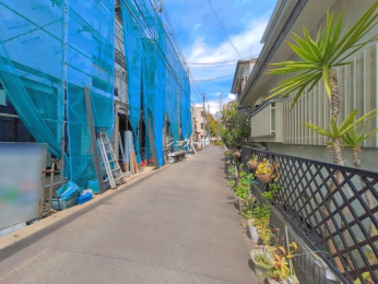 �O�ʓ��H�܂ތ��n�ʐ^ -