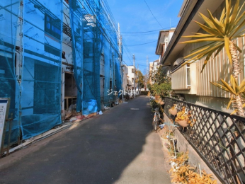 �O�ʓ��H�܂ތ��n�ʐ^ -