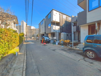 �O�ʓ��H�܂ތ��n�ʐ^ -