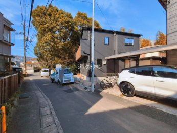 �O�ʓ��H�܂ތ��n�ʐ^ -