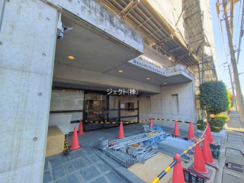 �G���g�����X -