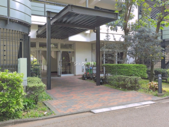 �G���g�����X -