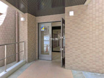 �G���g�����X -