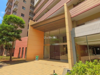 �G���g�����X -