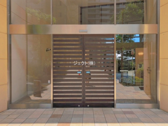 �G���g�����X -