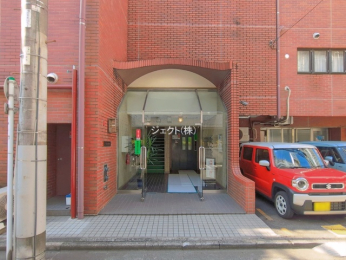 �G���g�����X -