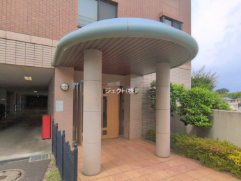 �G���g�����X -