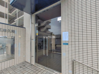 �G���g�����X -