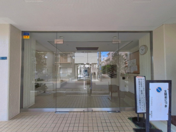 �G���g�����X -
